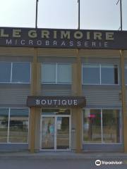 Le Grimoire - Microbrasserie / Fabrique - Boutique - Salon