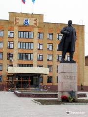 Памятник Ленину