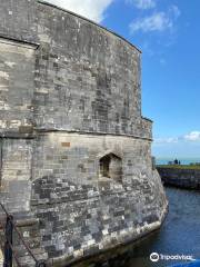 Calshot Castle