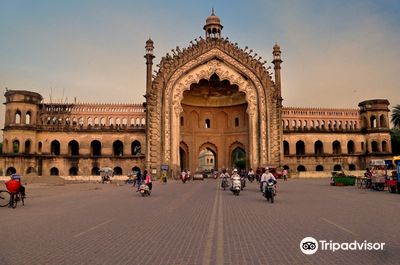 Rumi Darwaza