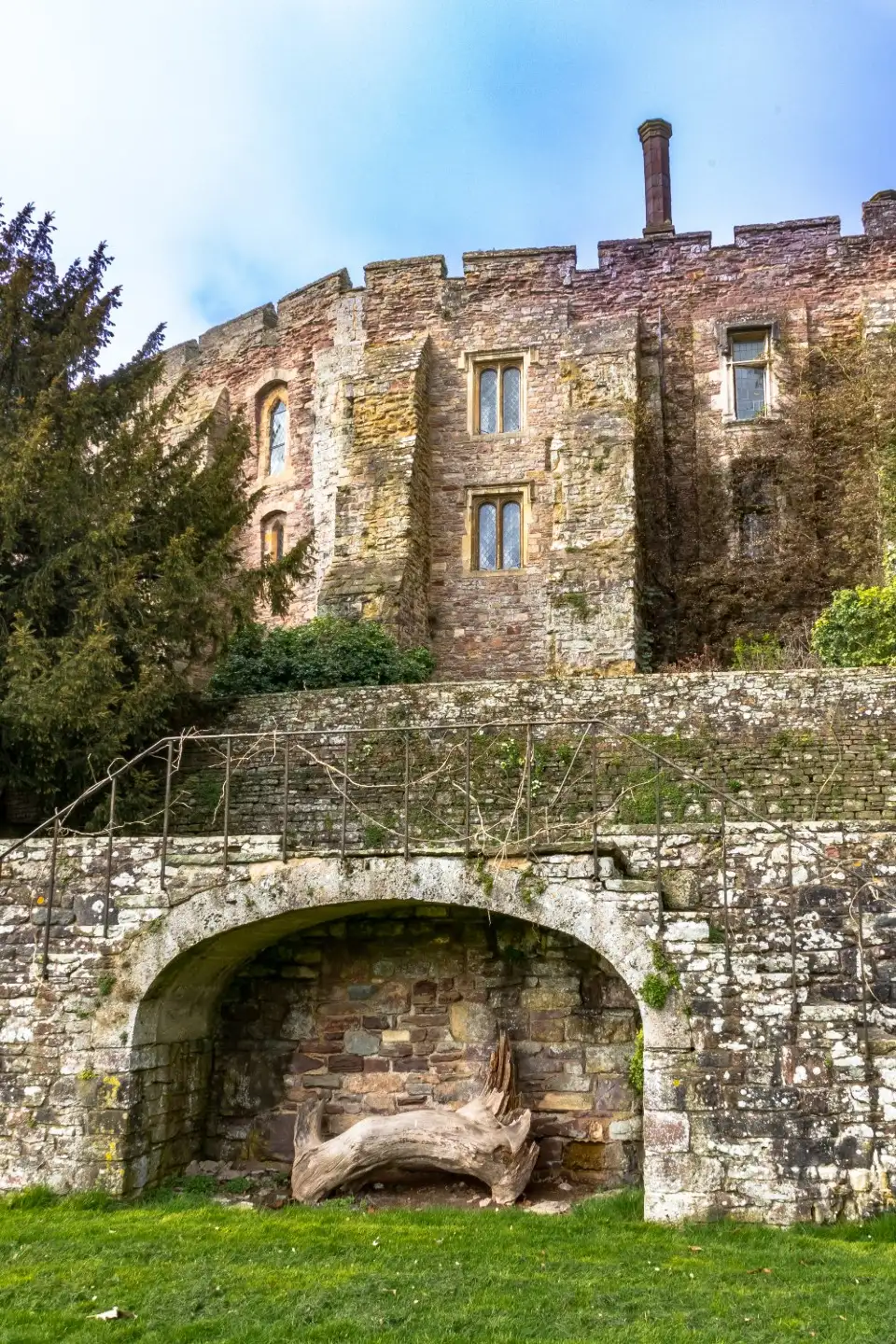 4_Berkeley Castle