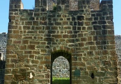 Castillo de Munatones Gaztelua