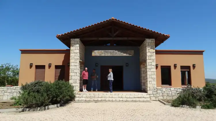 Hotels in Minoa Pediada