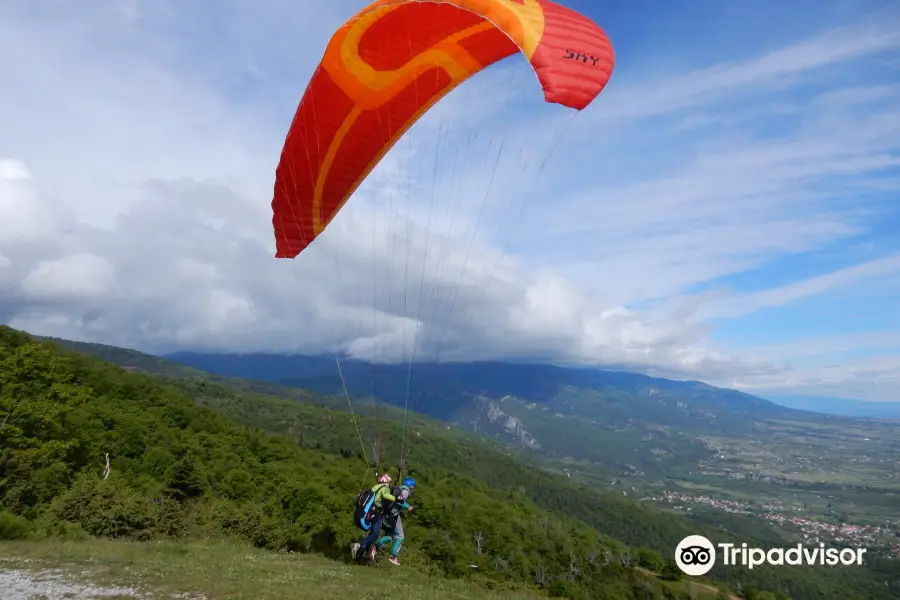 OLYMPIC WINGS - Paragliding Center & Tour Operator