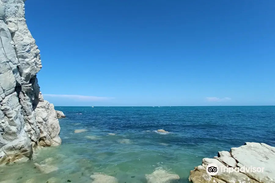 Spiaggia di Numana Alta