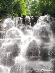 Kanto Lampo Waterfall