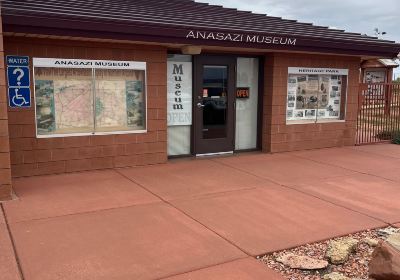 Red Pueblo Museum and Heritage Park