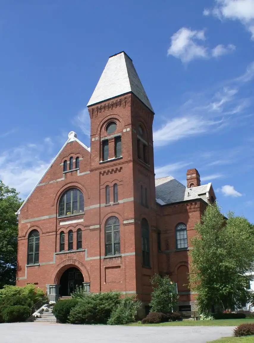 Hotels near Black River Academy Museum