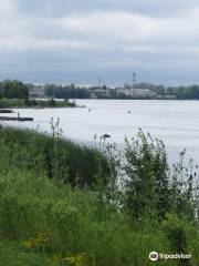 Gratwick Waterfront Park