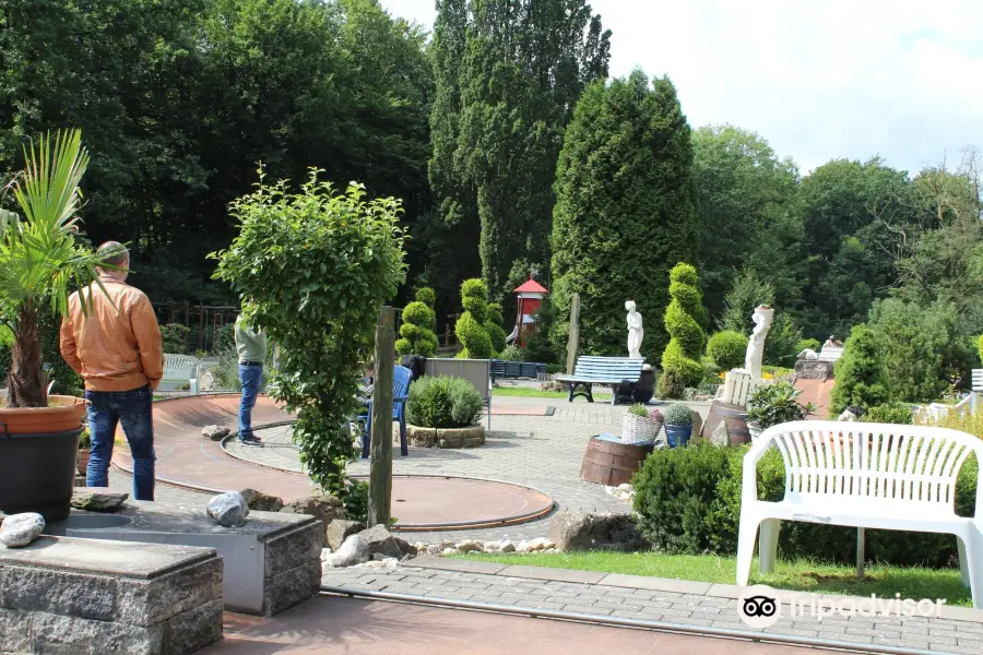 Minigolf Unter Palmen