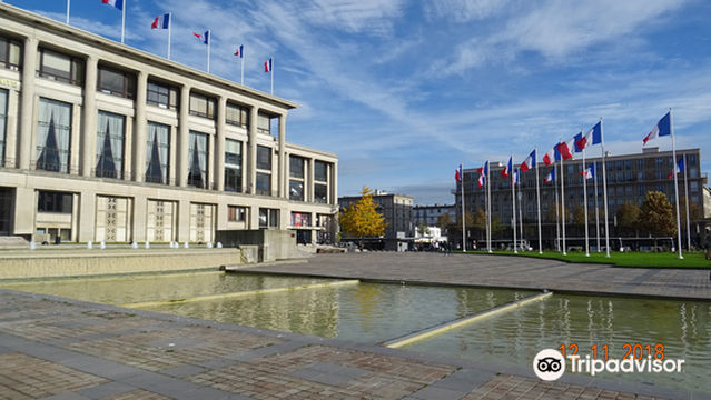 Carré du Théâtre de l'Hotel de Ville