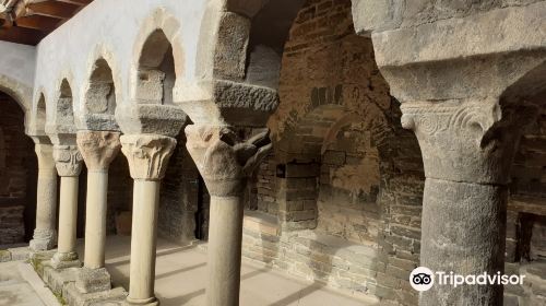 Monestir de Sant Pere de Casserres