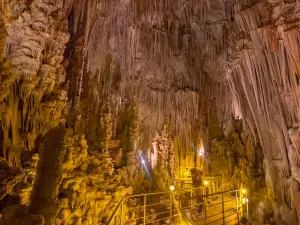 Grotte de Kastania