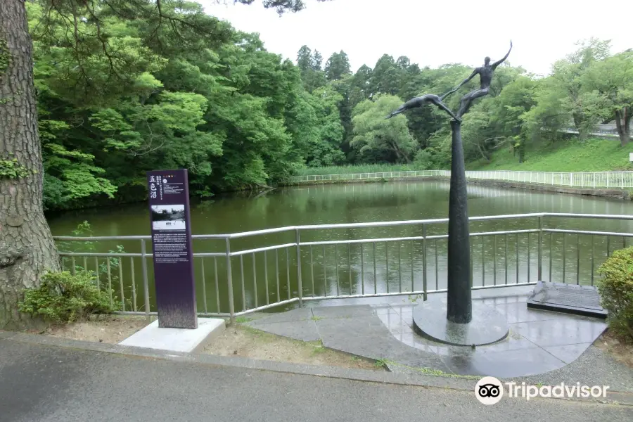 Goshikinuma Pond