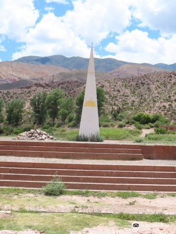 Tropic of Capricorn - Sundial