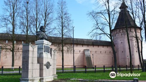 Monument to Pozharskiy