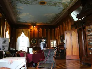 Piatt Castle Mac-A-Cheek