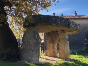 Dolmen de la Pierre aux Fées
