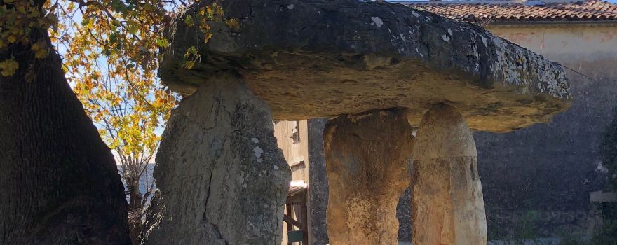 Le Dolmen de la Pierre de la Fée