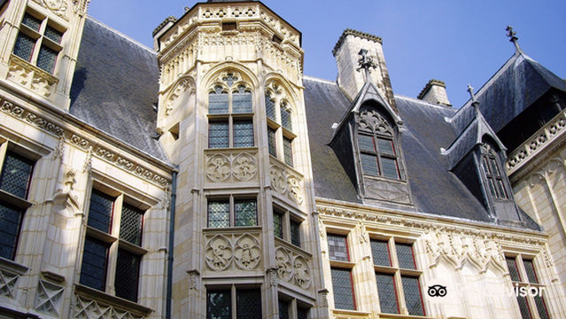Palais Jacques-Coeur