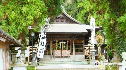 徳重神社