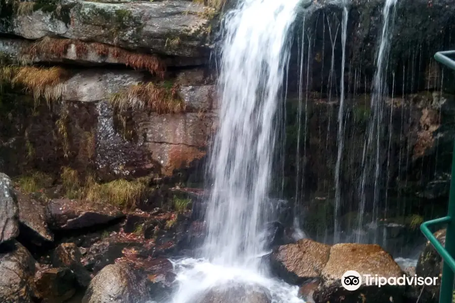 Vodopady Jedlova (Jedlova Waterfall)