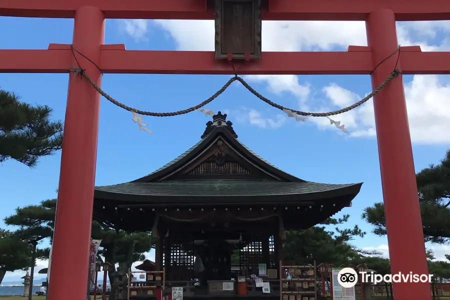 Karasaki Jinja