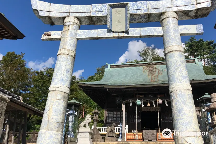 陶山(すえやま)神社