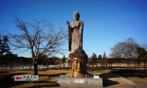 Ushiku Daibutsu