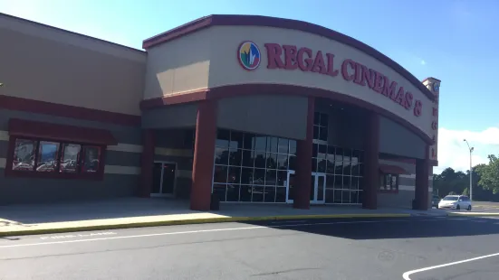 Regal Cinemas Hamilton Place 8