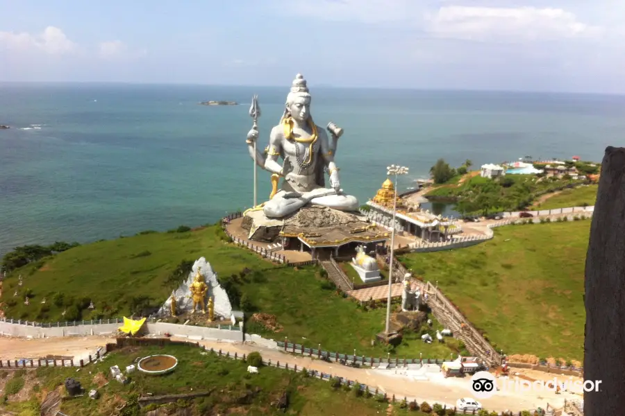 Murudeshwara Beach