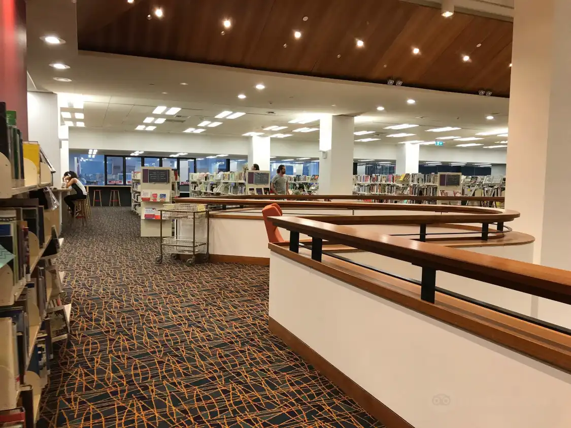 Hotel in zona Central City Library