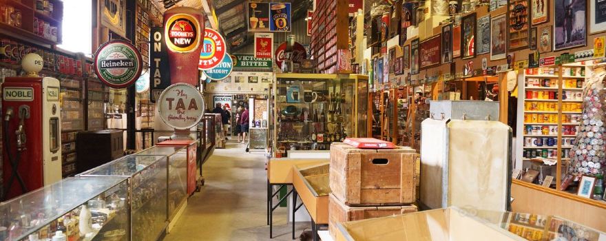 The Great Aussie Beer Shed & Heritage Farm Museum