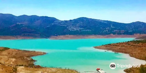 Lake Vinuela