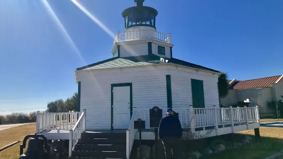 Halfmoon Reef Lighthouse