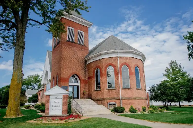 Hotels in North Webster