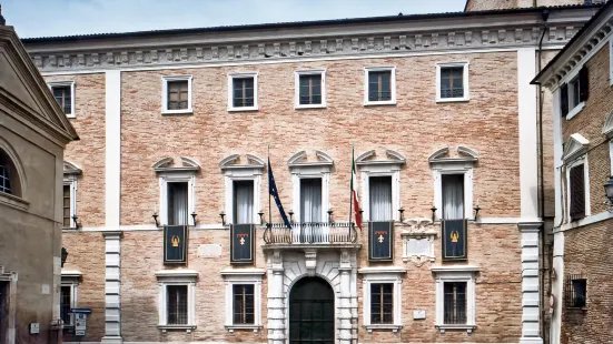 Palazzo Campana