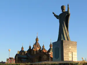 Памятник св.Николаю Чудотворцу