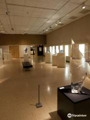 Bergstrom-Mahler Museum of Glass