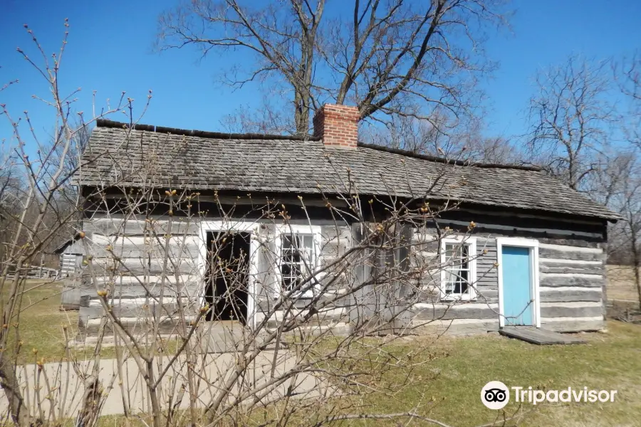 Lincoln Log Cabin State Historic Site