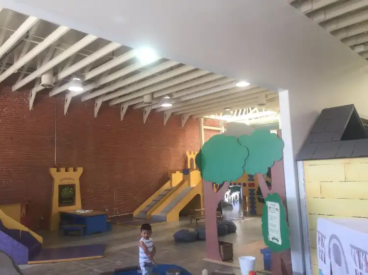 Hotels near Southern California Children's Museum