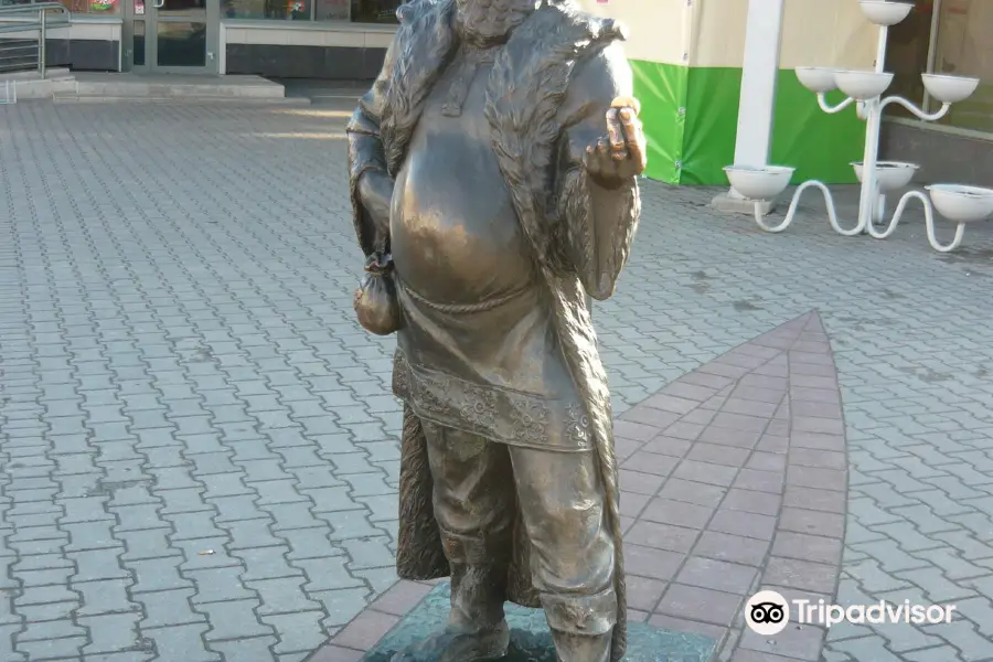 Sculpture Potolsk Merchant