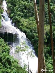 Veu da Noiva Waterfall