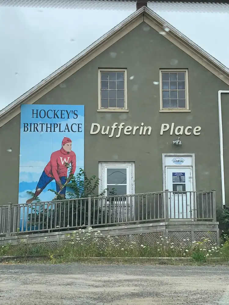 Hotels in Hants County