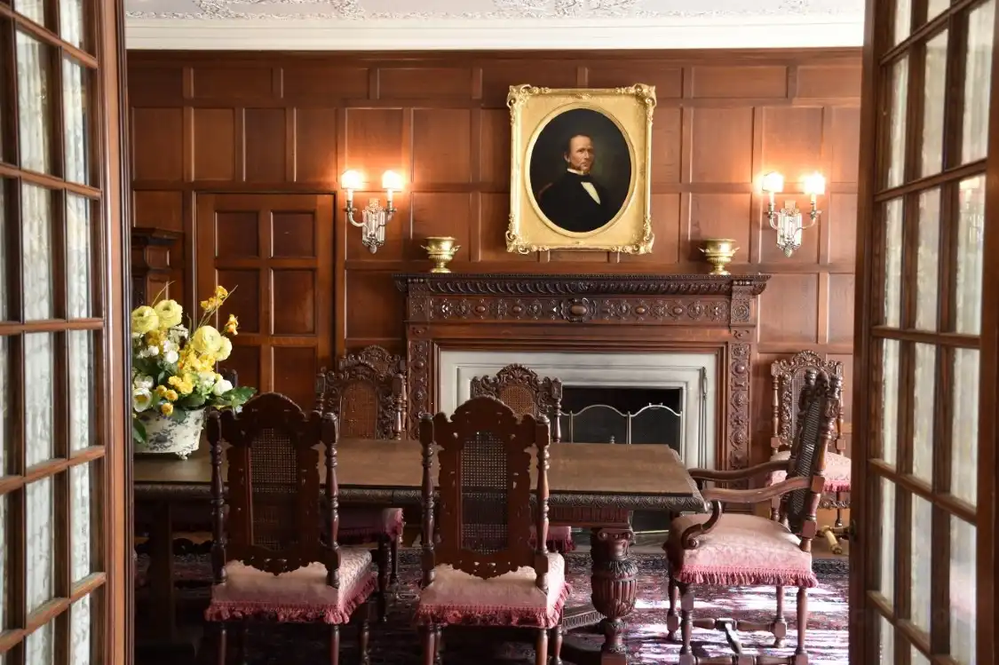 Hotels near Cranbrook House & Gardens