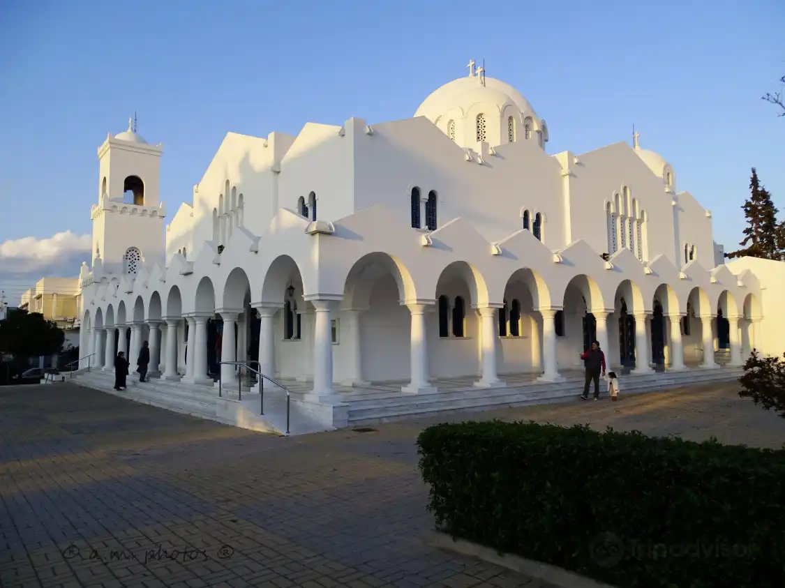 Hotels near Church of the Virgin Mary Myrtidiotissa at Alimos