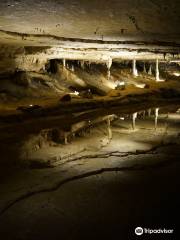 Marengo Cave