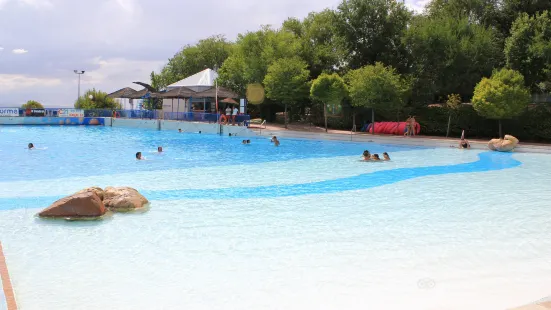 Aquaola Water Park