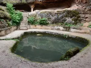 Termele Romane （Roman Baths）