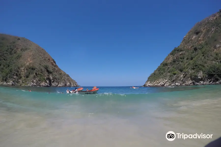 Playa Ensenada de Tuja